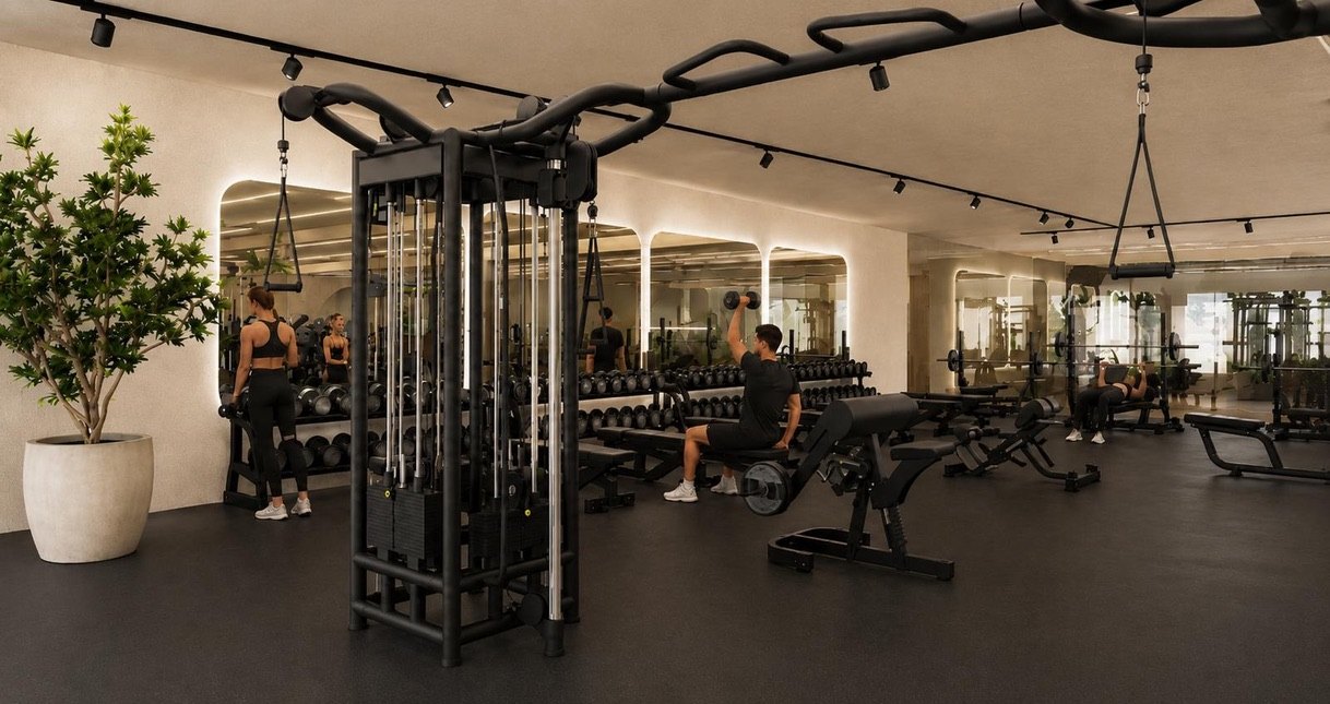 Krachtstations in de gym van Endura Barneveld